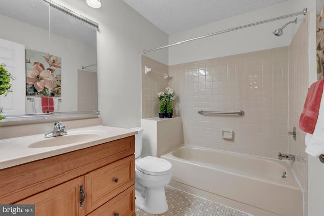 2572 GOLFERS RIDGE RD, Annapolis, MD 21401