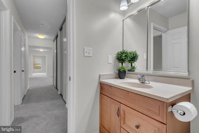 2572 GOLFERS RIDGE RD, Annapolis, MD 21401