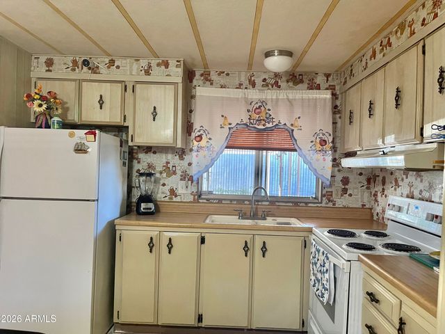 3150 W Glendale Avenue 68, Phoenix, AZ 85051