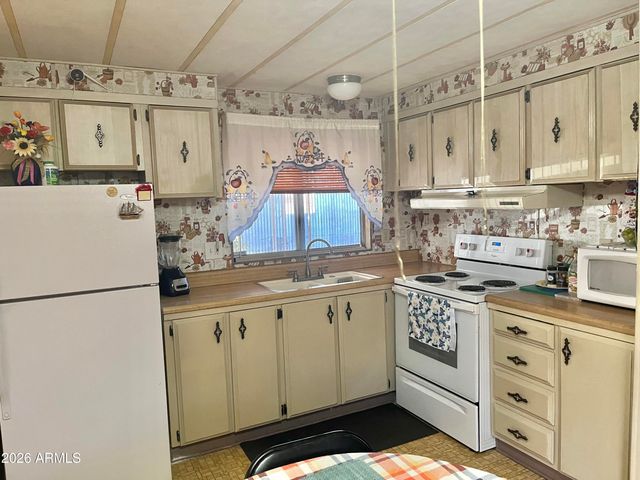 3150 W Glendale Avenue 68, Phoenix, AZ 85051