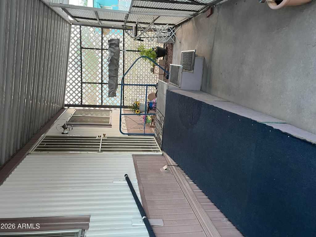 Image 3 of property listing at 3150 W Glendale Avenue 68, Phoenix, AZ 85051