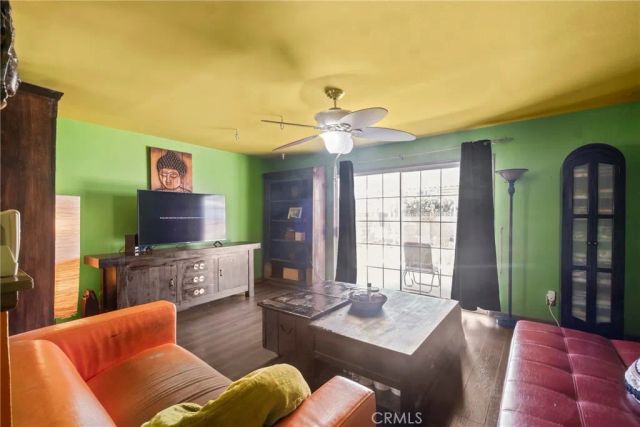 27403 Arriola, Saugus, CA 91350