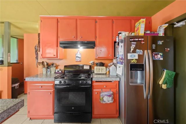 27403 Arriola, Saugus, CA 91350
