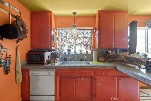 27403 Arriola, Saugus, CA 91350