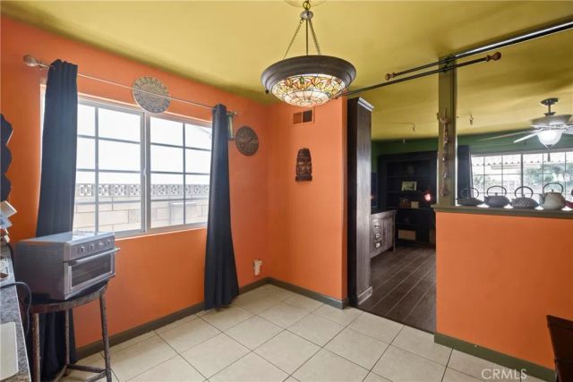 27403 Arriola, Saugus, CA 91350