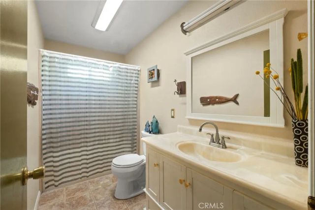 27403 Arriola, Saugus, CA 91350