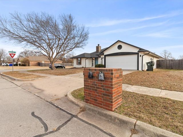 1701 Sumac Drive, Norman, OK 73071