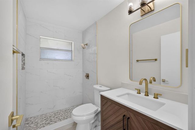 3943 Roan Court W, Palm Beach Gardens, FL 33403