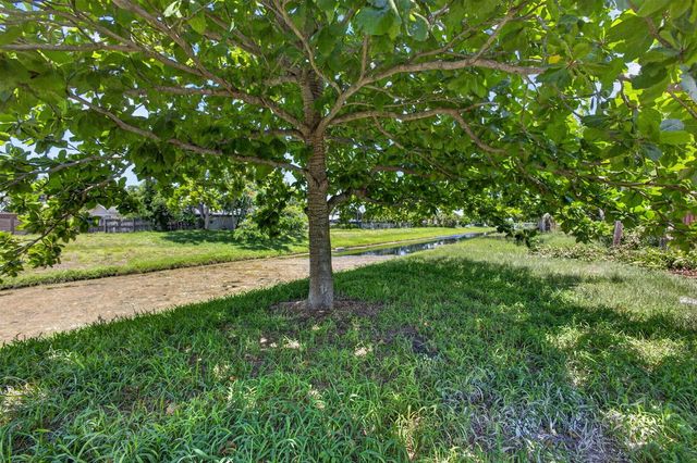 3943 Roan Court W, Palm Beach Gardens, FL 33403