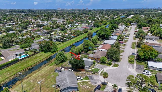 3943 Roan Court W, Palm Beach Gardens, FL 33403