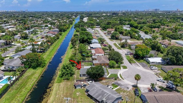 3943 Roan Court W, Palm Beach Gardens, FL 33403