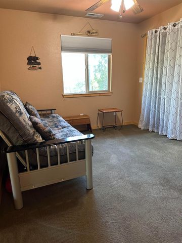 5035-5045 Glen Echo Dr, Hathaway Pines, CA 95233