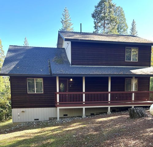 5035-5045 Glen Echo Dr, Hathaway Pines, CA 95233