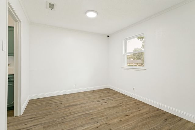 7449 Monterrey Drive, Fort Worth, TX 76112