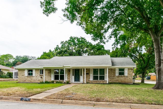 7449 Monterrey Drive, Fort Worth, TX 76112