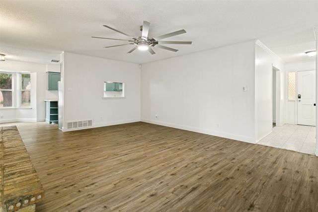 7449 Monterrey Drive, Fort Worth, TX 76112