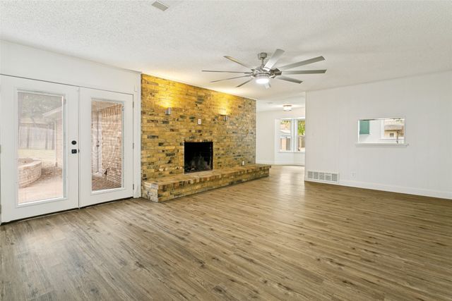 7449 Monterrey Drive, Fort Worth, TX 76112
