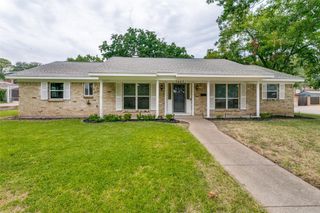 7449 Monterrey Drive, Fort Worth, TX 76112