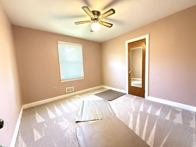 13 Lynhurst Drive, Greenville, SC 29611