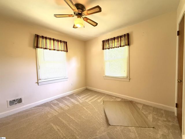 13 Lynhurst Drive, Greenville, SC 29611