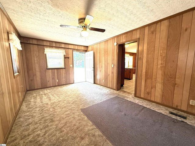 13 Lynhurst Drive, Greenville, SC 29611