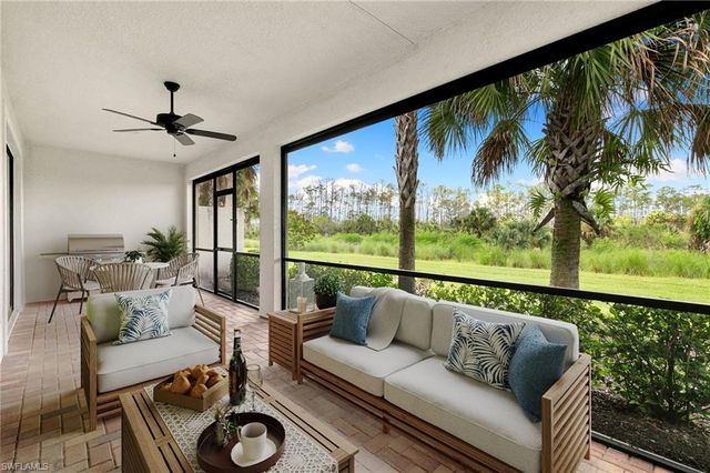 1570 Oceania DR S, Naples, FL 34113