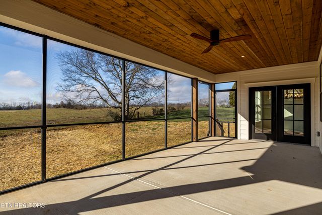 2574 Creekstone Circle, Maryville, TN 37804