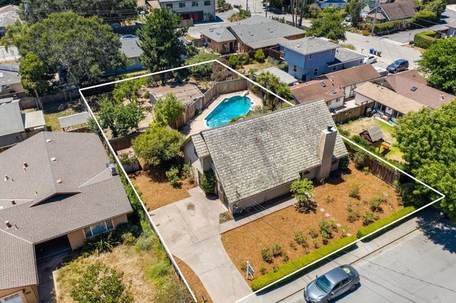 1024 Webster Street, Santa Cruz, CA 95062