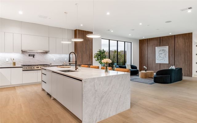 229 Sunset Point Trail, Heath, TX 75032