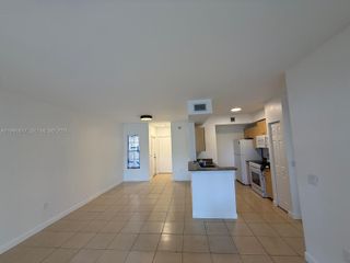 2493 Centergate Dr 102, Miramar, FL 33025