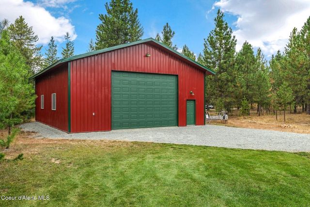 212 Douglas Clan Rd, Priest River, ID 83856