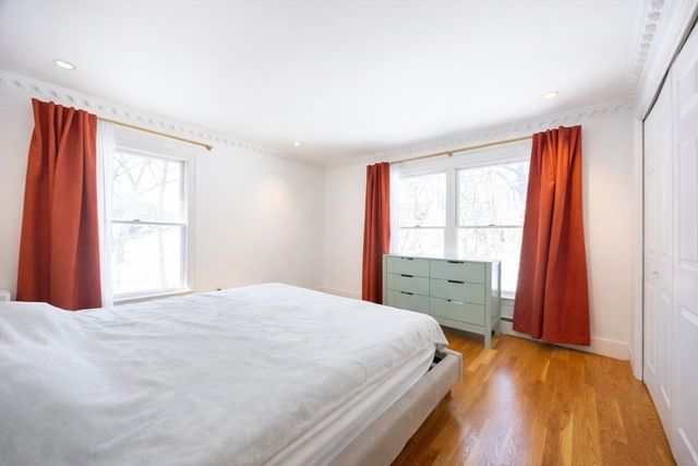 140 Kilsyth 9, Boston, MA 02135
