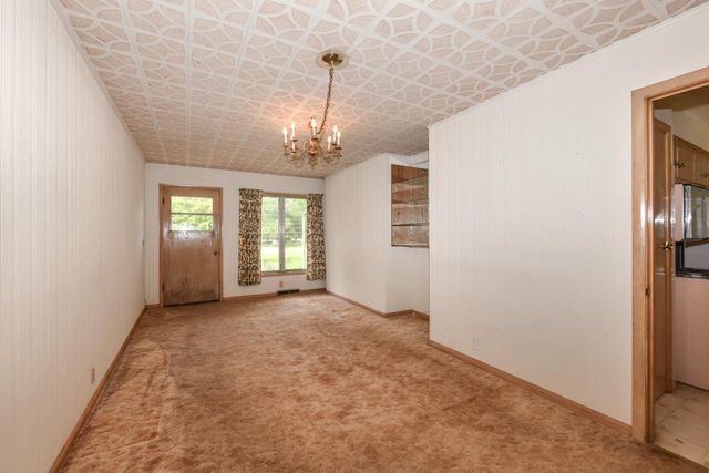 100 Joanne DRIVE, Brookfield, WI 53005