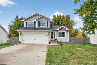 1122 62nd Street, West Des Moines, IA 50266
