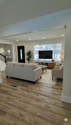 15468 Robson Street, Detroit, MI 48227