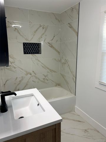 15468 Robson Street, Detroit, MI 48227