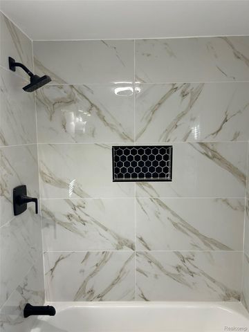 15468 Robson Street, Detroit, MI 48227