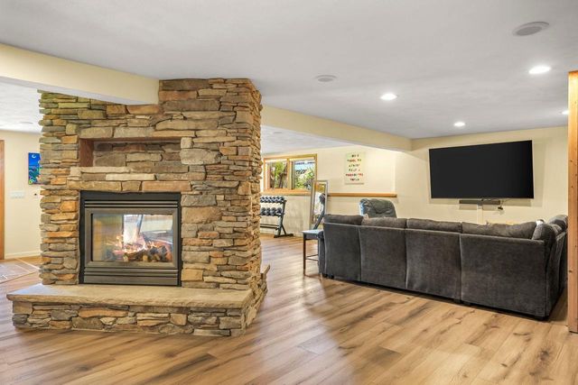 5163 River Road, Waunakee, WI 53597