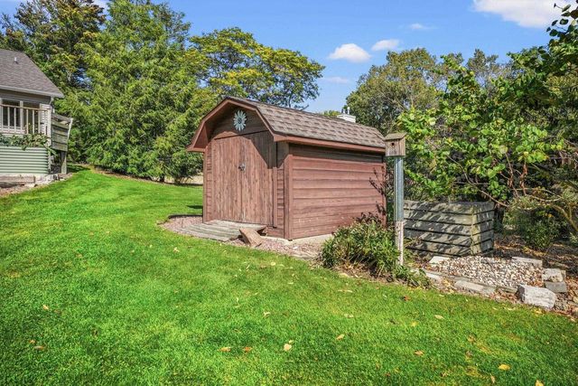 5163 River Road, Waunakee, WI 53597