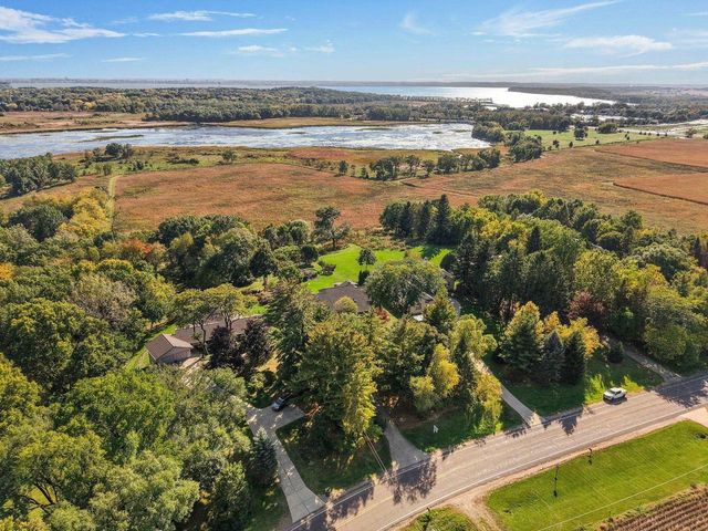 5163 River Road, Waunakee, WI 53597