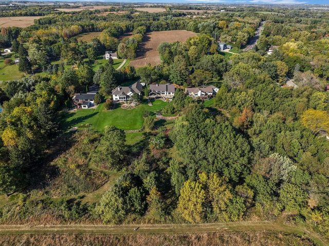 5163 River Road, Waunakee, WI 53597