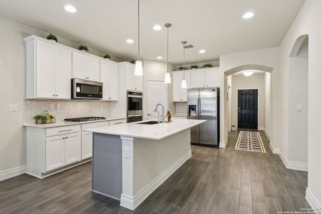 706 Jett Stream, San Antonio, TX 78260