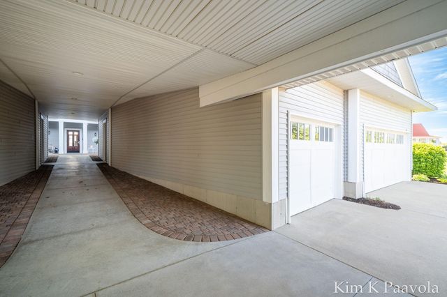 4661 Macatawa Legends Boulevard 3, Holland Twp, MI 49424