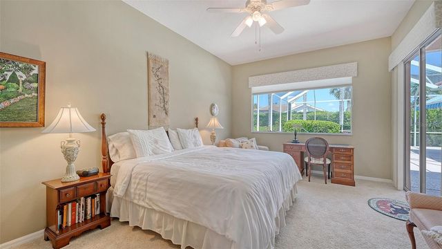 5270 FAR OAK CIRCLE, Sarasota, FL 34238