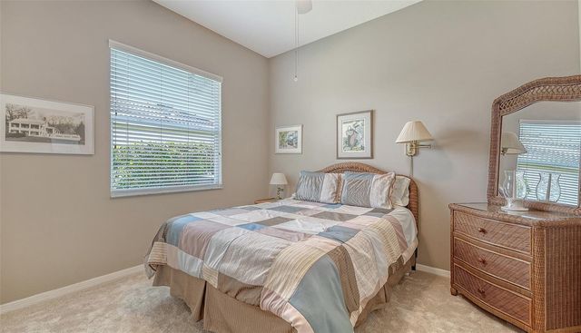 5270 FAR OAK CIRCLE, Sarasota, FL 34238