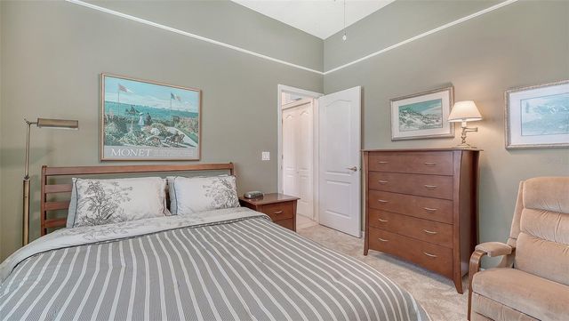 5270 FAR OAK CIRCLE, Sarasota, FL 34238