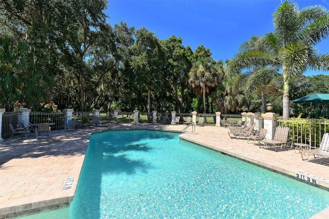5270 FAR OAK CIRCLE, Sarasota, FL 34238