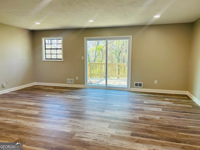 6165 Radford Drive, Riverdale, GA 30296