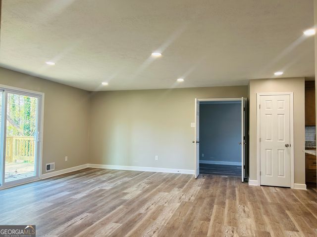 6165 Radford Drive, Riverdale, GA 30296