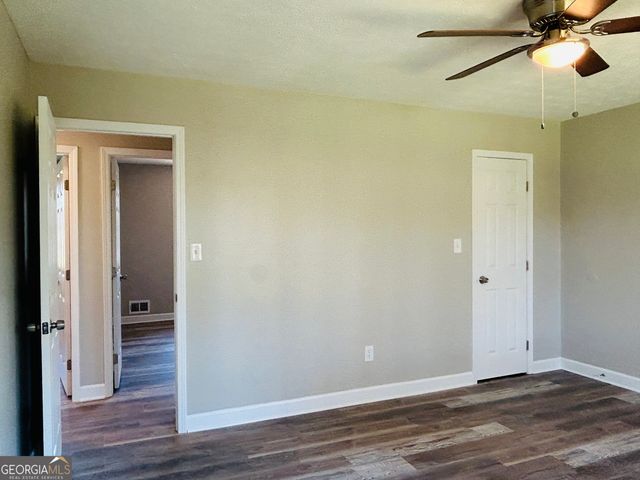 6165 Radford Drive, Riverdale, GA 30296